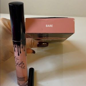 Kylie Cosmetics Makeup - Kylie Jenner Liquid Lipstick & Lip Liner Kit Kylie Cosmetics Makeup - Kylie Jenner Liquid Lipstick & Lip Liner Kit